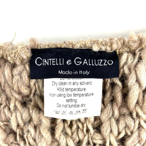 Cintelli E Galluzzo Cream Chunky Knit Infinity Scarf - Picture 3 of 4